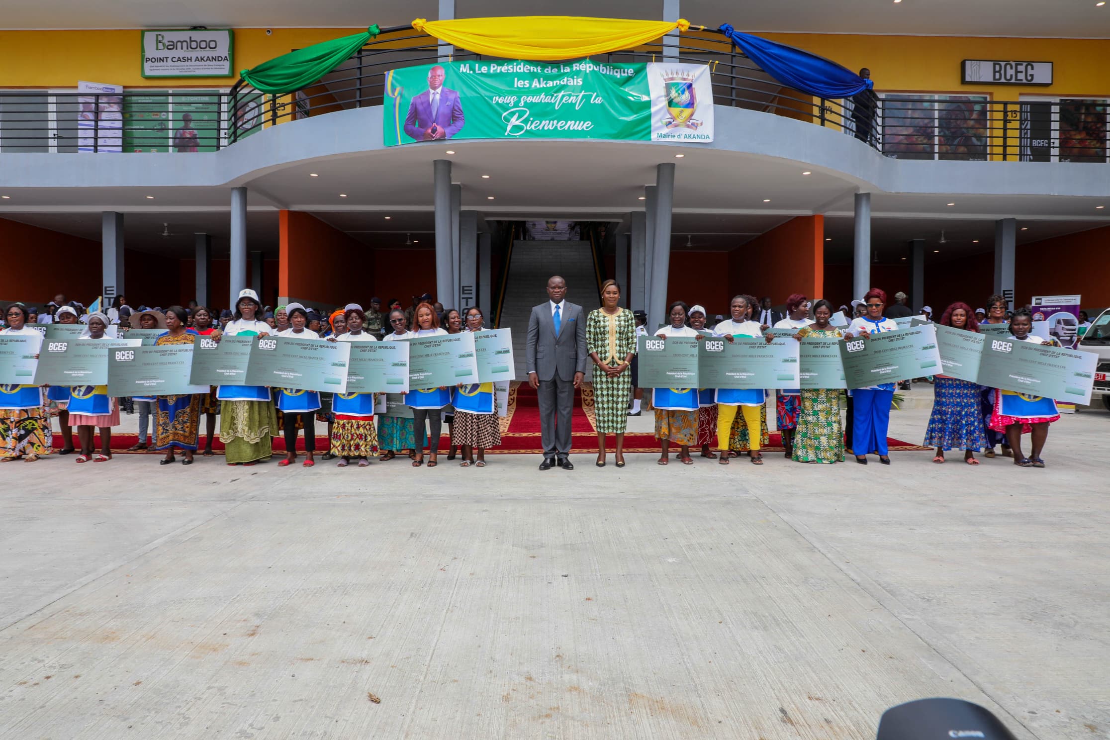 Gabon : Le Chef de l’Etat inaugure le nouveau marché d’Akanda