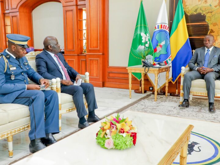 Gabon : Le Chef de l’État s’entretient avec son représentant près le Benelux, et auprès de l’Union européenne et de l’OEACP