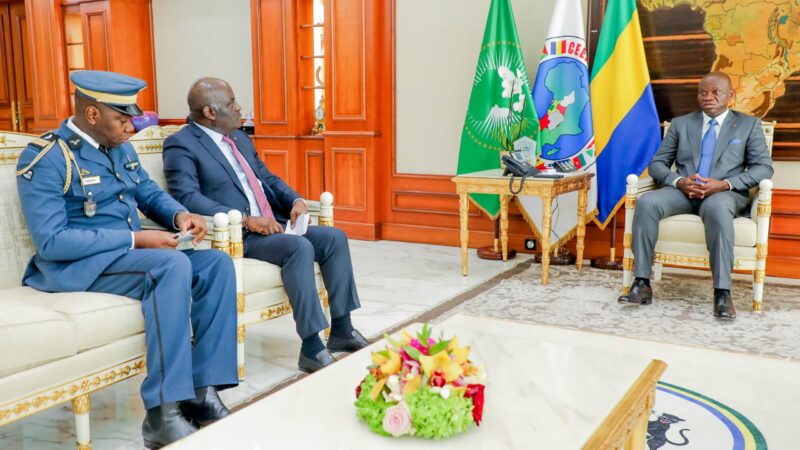 Gabon : Le Chef de l’État s’entretient avec son représentant près le Benelux, et auprès de l’Union européenne et de l’OEACP