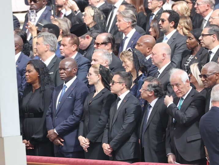 Italie : Le Chef de l’État gabonais a pris part à la messe inaugurale du pontificat de Sa Sainteté le Pape Léon XIV 