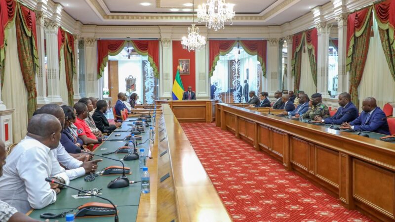 Gabon : Sinistré de plaine Orety et des abords de l’assemblée nationale, le Chef de l’Etat s’est entretenue avec toutes les parties prenantes