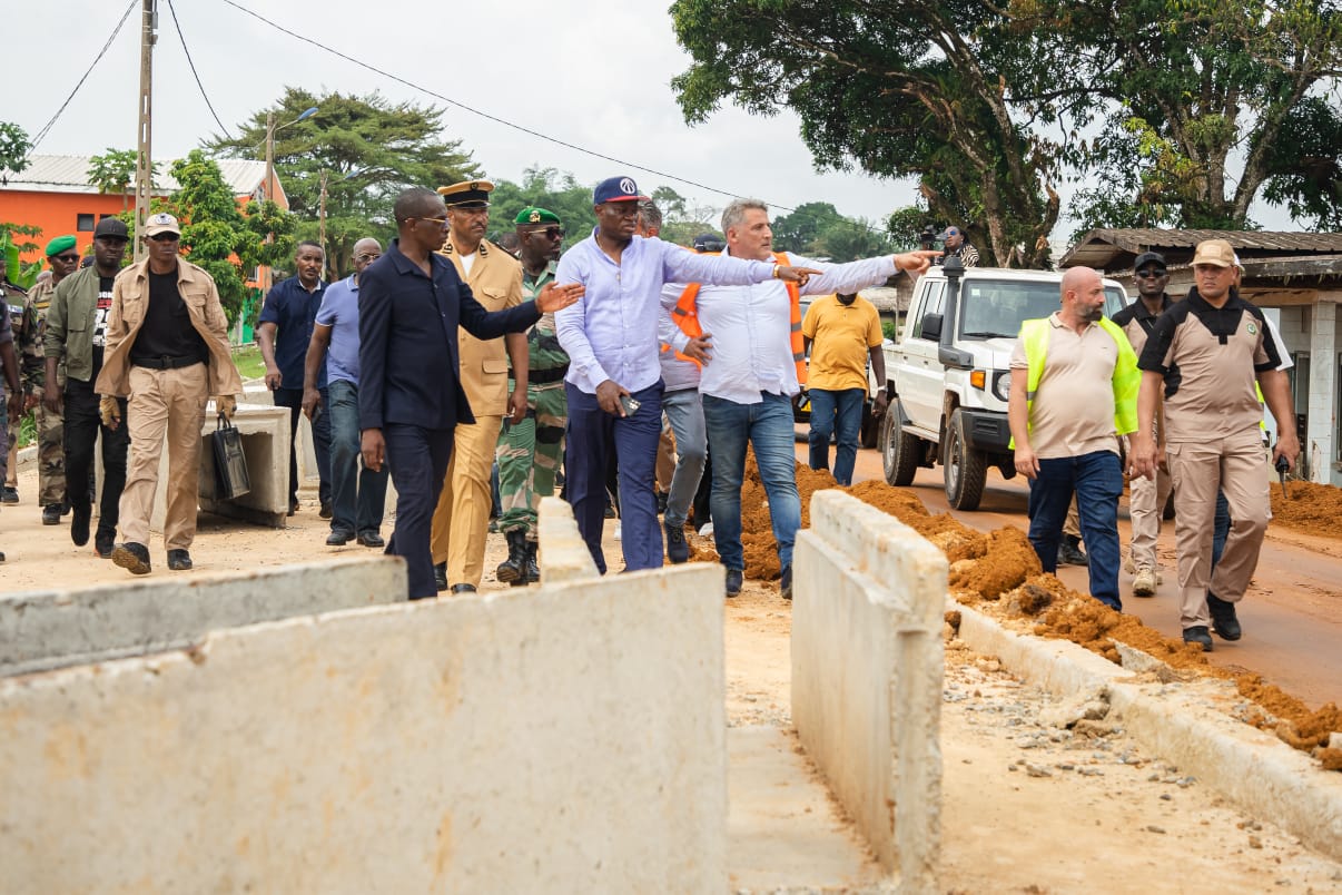 Gabon : Le Chef de l’État en visite de chantiers à Cocobeach