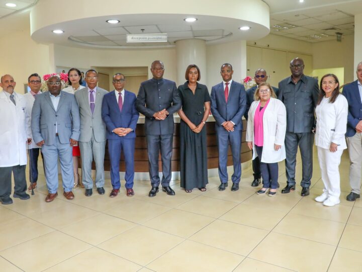 Guinée-Equatorial : Le Chef de l’État gabonais visite plusieurs structures gazières et hospitalières à Malabo