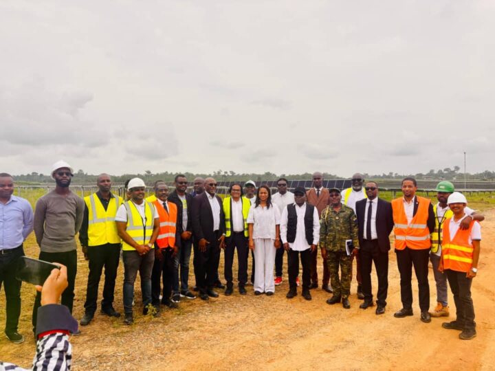 Gabon: Le Ministre de l’Accès Universel à l’Eau et à l’Énergie en visite au sein de l’entreprise SOLEN ÉNERGIE 