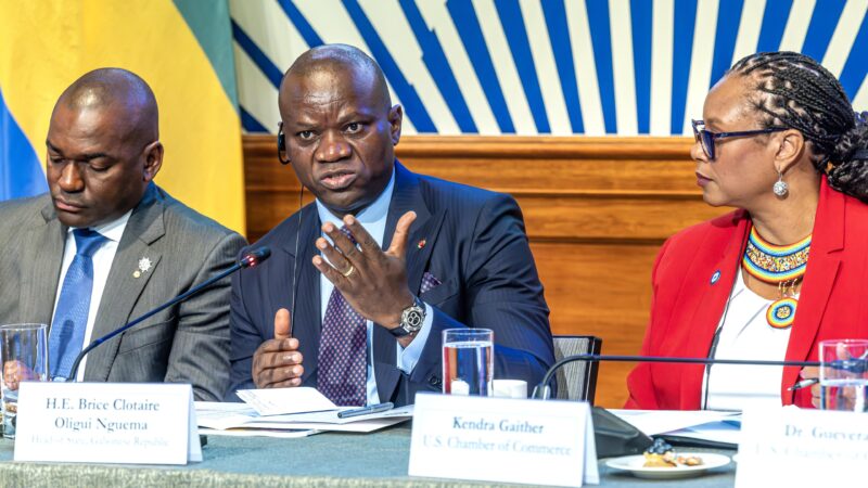 USA : Le Chef de l’État gabonais rencontre des investisseurs américains à la Chambre de Commerce des États-Unis