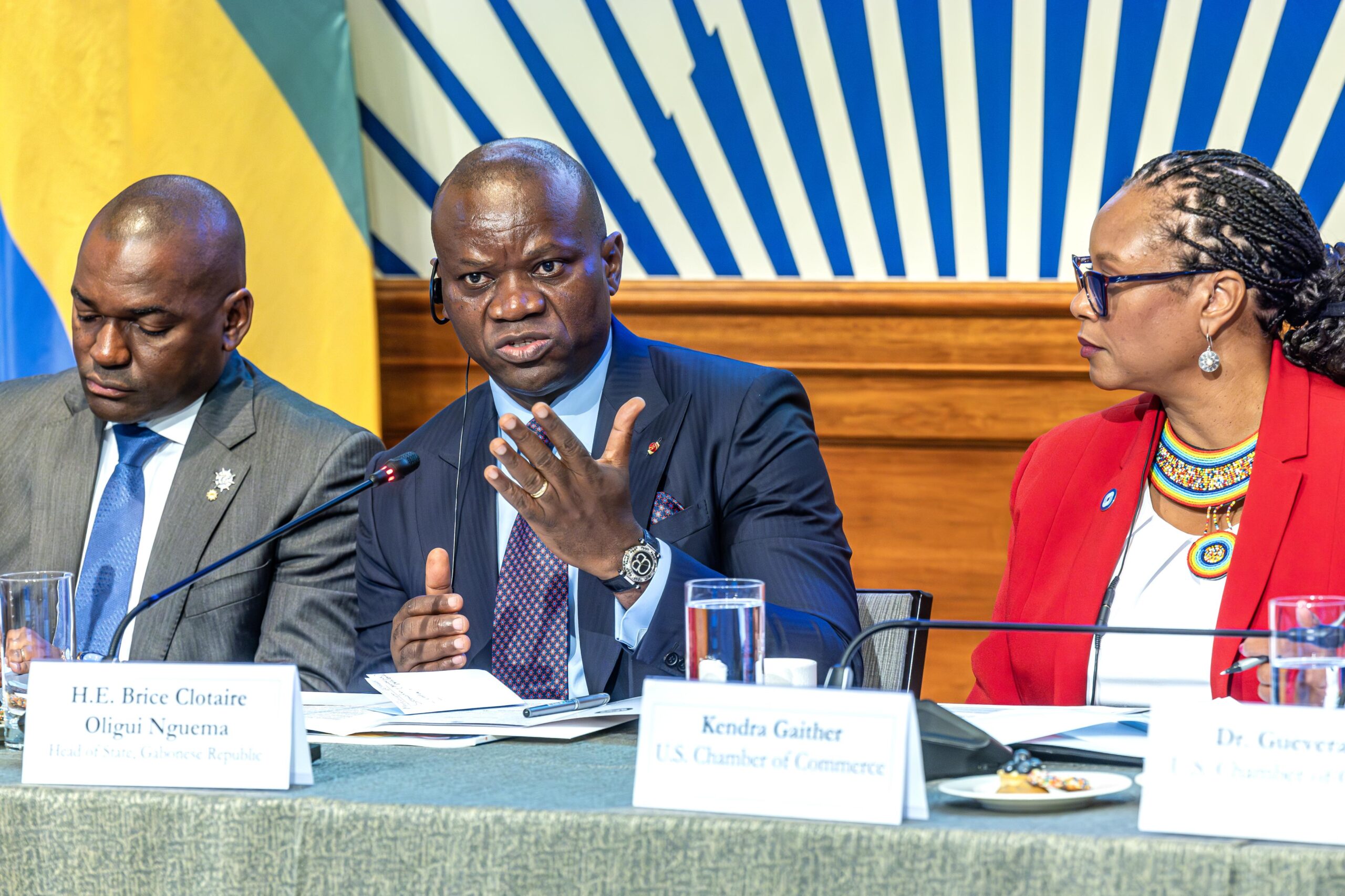 USA : Le Chef de l’État gabonais rencontre des investisseurs américains à la Chambre de Commerce des États-Unis