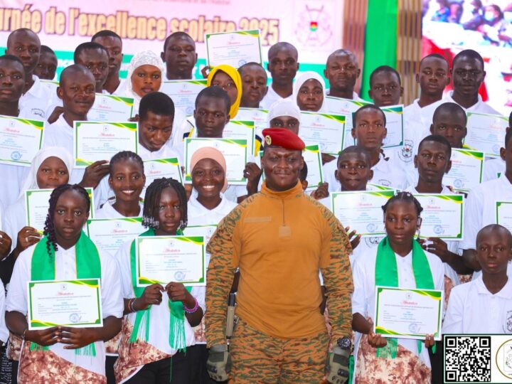 Burkina Faso : Journée de l’excellence scolaire 2025, ‎Le Capitaine Ibrahim TRAORÉ appelle à une révolution éducative