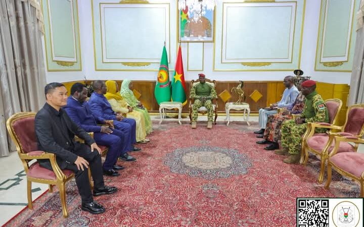 Burkina Faso : Le Niger présente un projet de complexe charbonnier au Capitaine Ibrahim TRAORÉ
