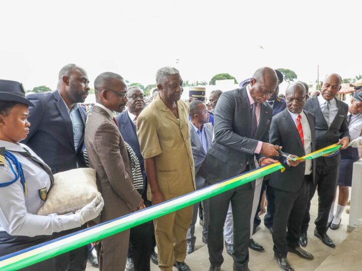 Gabon: Le chef de l’État visite et inaugure plusieurs infrastructures publiques dans la Ngounié