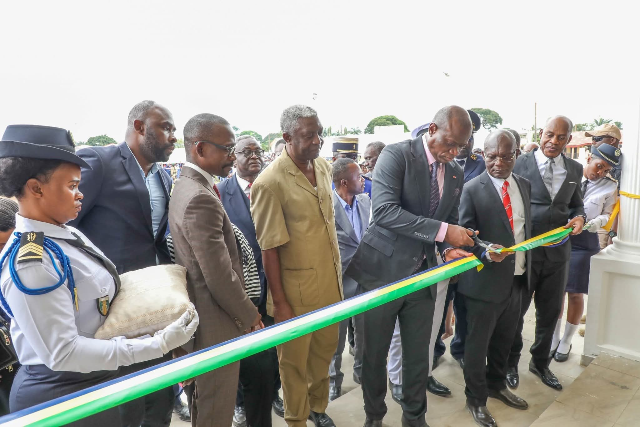 Gabon: Le chef de l’État visite et inaugure plusieurs infrastructures publiques dans la Ngounié