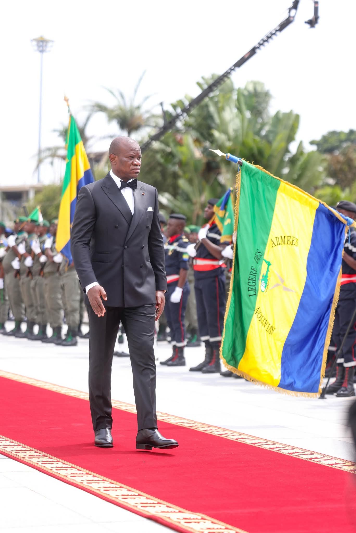 Gabon: Gabon: 16ème édition de la Journée Nationale du Drapeau  Brice Clotaire Oligui Nguema a présidé l’évènement