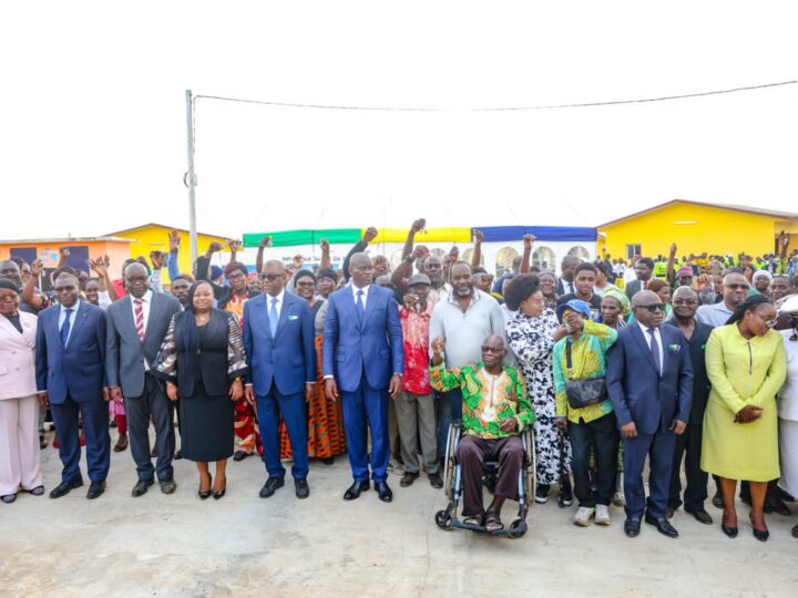 Gabon : Brice Clotaire Oligui Nguema livre de nouveaux logements aux Forces de Défense et de Sécurité et inaugure la cité de réinstallation de Bikélé Zong