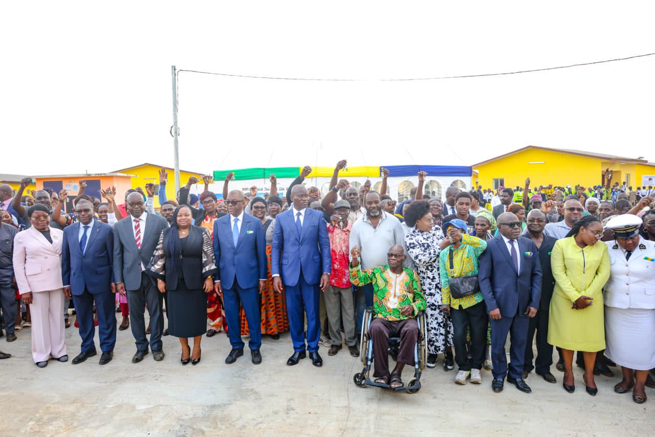 Gabon : Brice Clotaire Oligui Nguema livre de nouveaux logements aux Forces de Défense et de Sécurité et inaugure la cité de réinstallation de Bikélé Zong